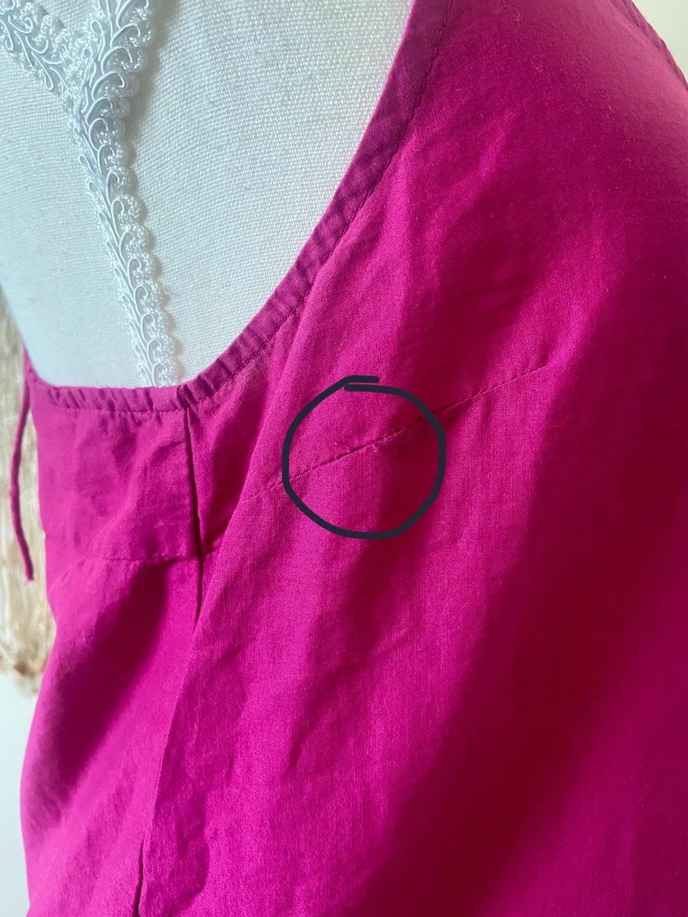 Aerie 2010s Magenta Scalloped Eyelet-Hem Spaghetti Tie Strap Cotton Boho Top